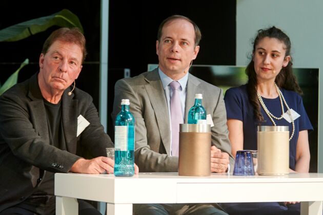 Prof. Dr. Peter Buxmann von der Technischen Universität Darmstadt, Dipl.-Wirtsch.-Ing. Philipp Eckelmann, Vorstandsvorsitzender der Eckelmann AG und Simona Ciceri, Lead Data Scientist bei Adastra Germany,