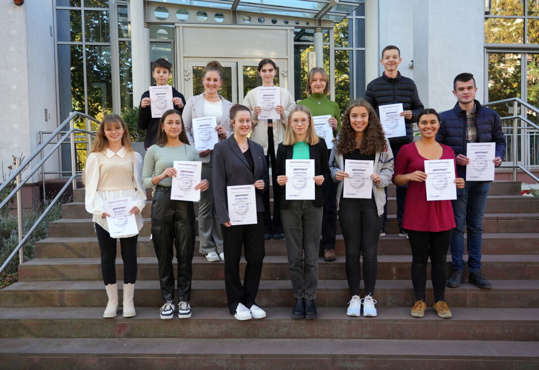 Bester Praktikumsbericht 2023: Die Gewinnerinnen und Gewinner im Bildunghaus Bad Nauheim