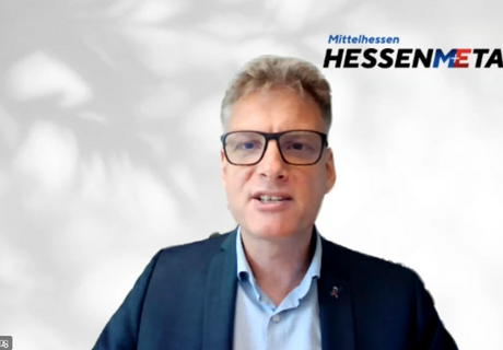 Sascha Drechsel, Geschäftsführer HESSENMETALL Mittelhessen, bei seinem Grußwort.