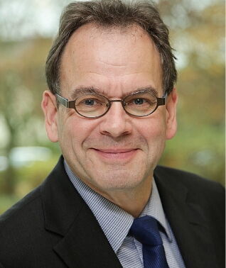 Porträt von Prof. Dr. Franz-Josef Rose