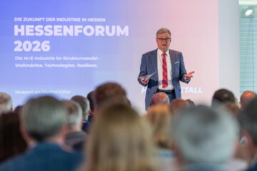 Moderator Manfred Köhler, Ressortleiter der F.A.Z. Rhein-Main-Zeitung  (Foto: Julia Reisinger)