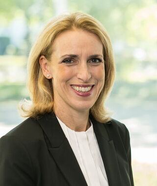 Porträt von Sabine Prößl