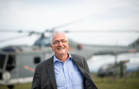 Burkhard Siebert, Geschäftsführer der ZF Luftfahrttechnik GmbH in Calden