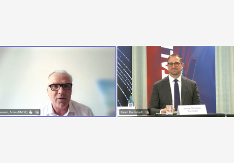 Dr. Arne Holzhausen (Allianz SE) und Frank Christian Sprengel (Moderation)