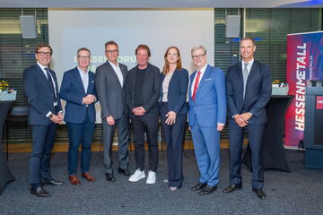 v.l.n.r.: Wolf Matthias Mang, Prof. Dr. Michael Hüther, Jörg Köhlinger, Julia Esterer, Manfred Köhler, Dr. Andreas Widl  (Foto: Julia Reisinger)