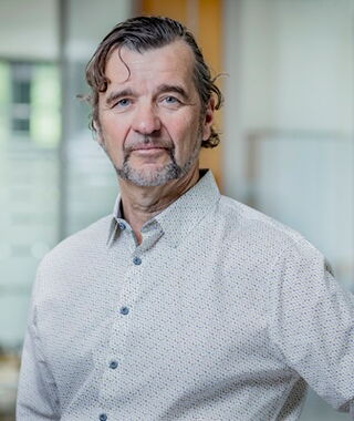 Porträt von Bernd Schneider