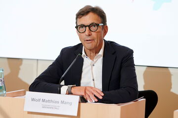 Wolf Matthias Mang, Vorstandsvorsitzender HESSENMETALL