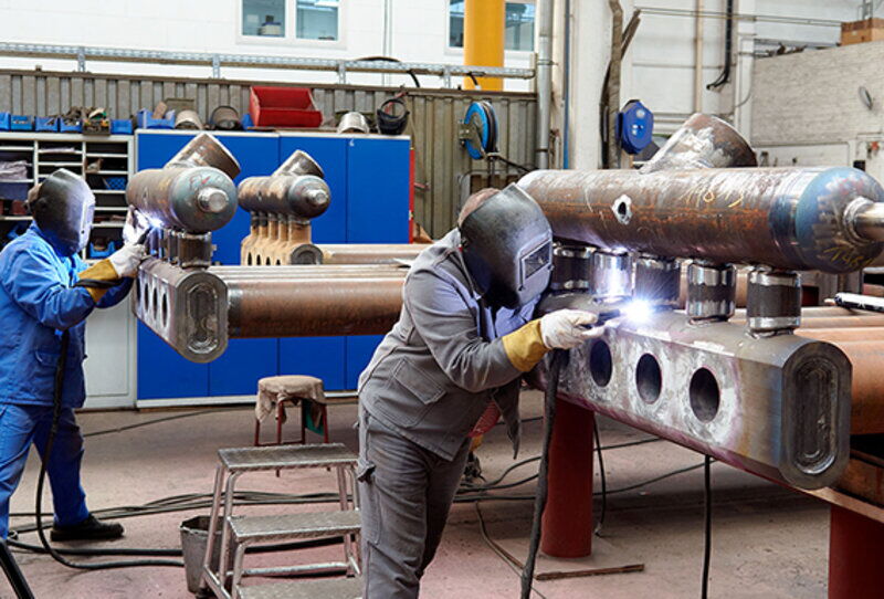 Sorgen für Schweißnähte, die höchstem Druck standhalten: Schweißer von Schmidtsche Schack.